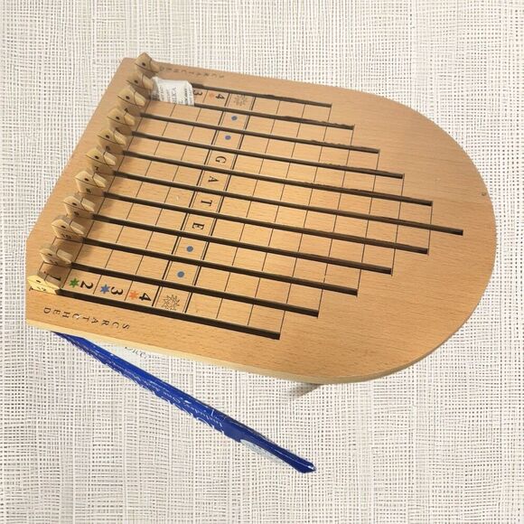 Wooden Horse Races Game w/ Cards & Dice | Fame USA Family Party Game - Picture 6 of 6